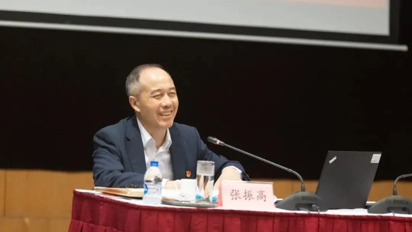 張振高來公司講授黨史學(xué)習(xí)教育專題黨課，提出打造集團(tuán)高科技領(lǐng)域新高地要求